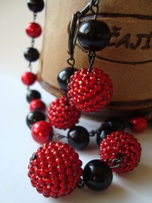 červená a černá.jpg